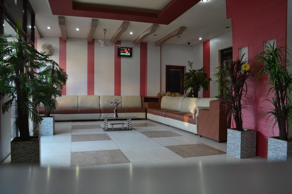Hotel Atithi International Katra  Exterior foto